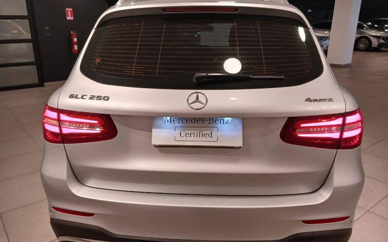 Mercedes Benz