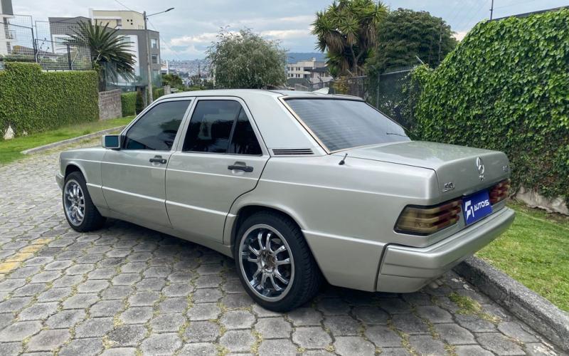 Mercedes Benz