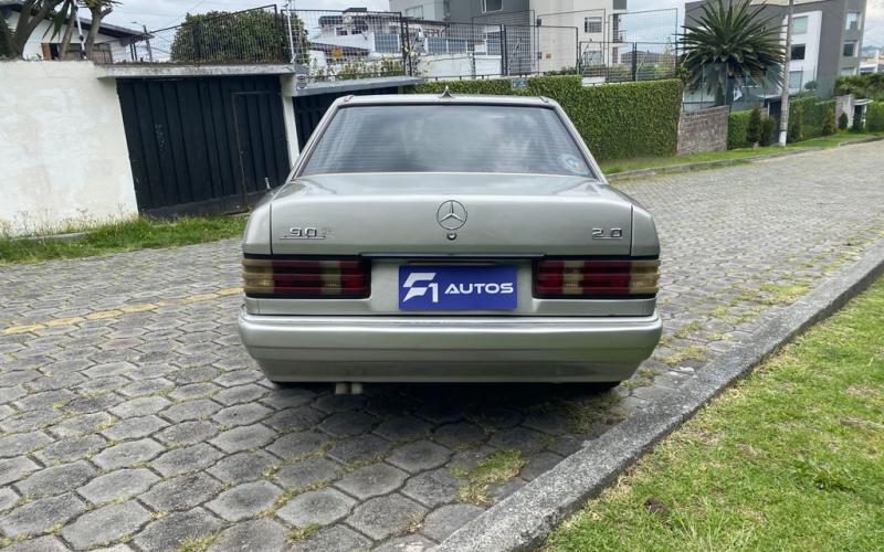 Mercedes Benz