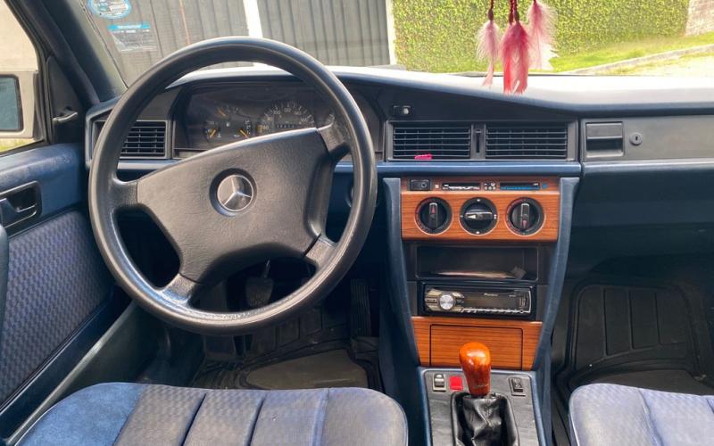 Mercedes Benz