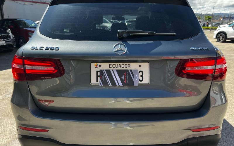 Mercedes Benz