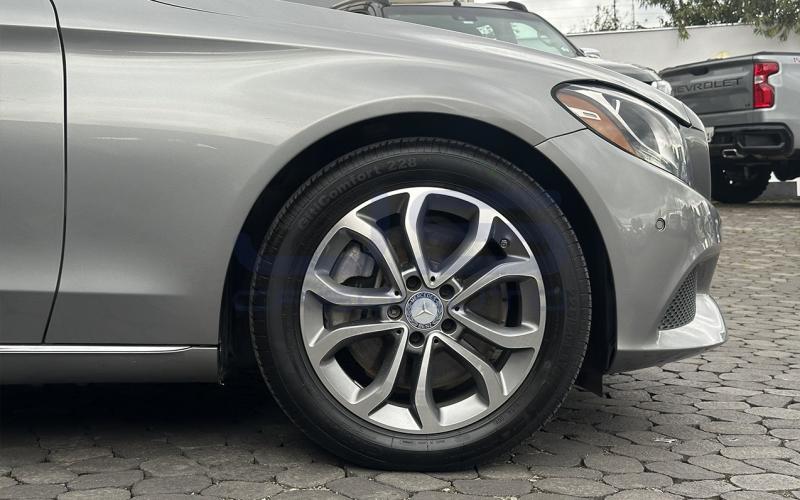 Mercedes Benz
