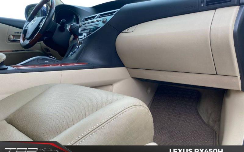 Lexus