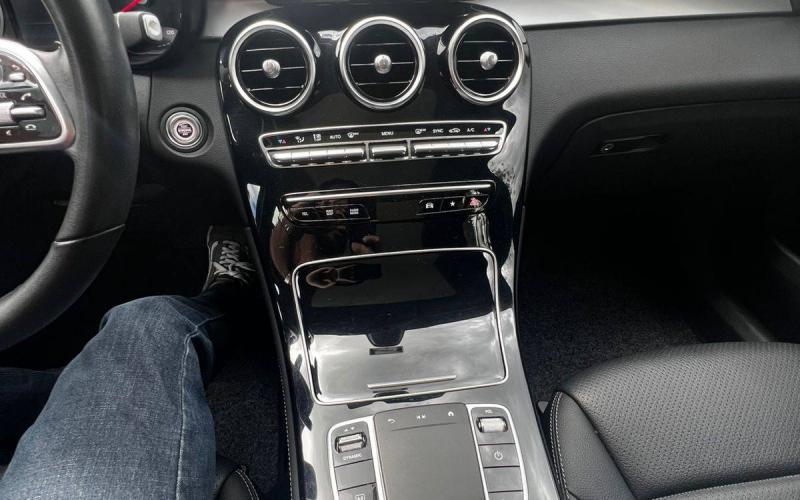 Mercedes Benz