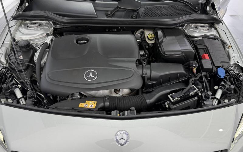 Mercedes Benz