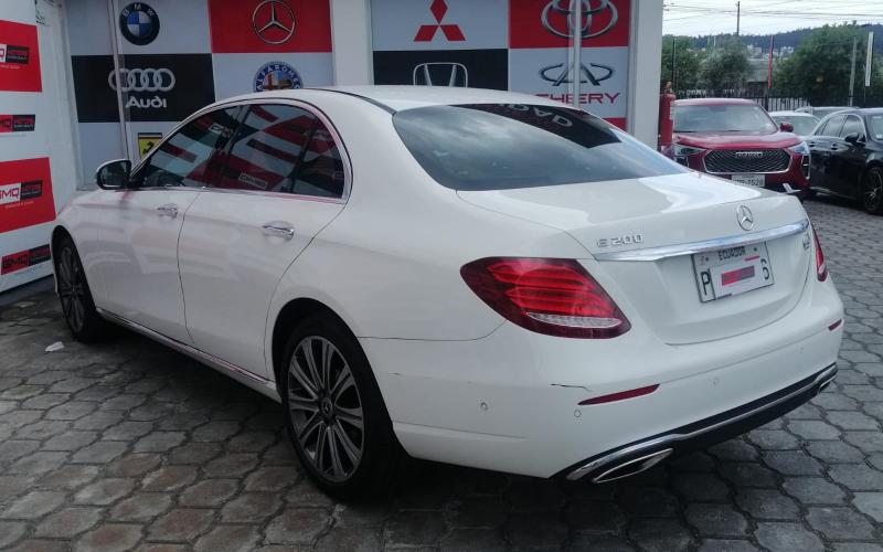 Mercedes Benz