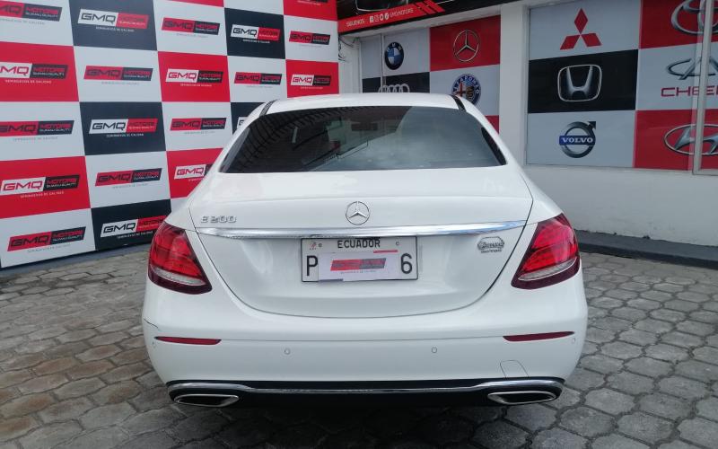 Mercedes Benz
