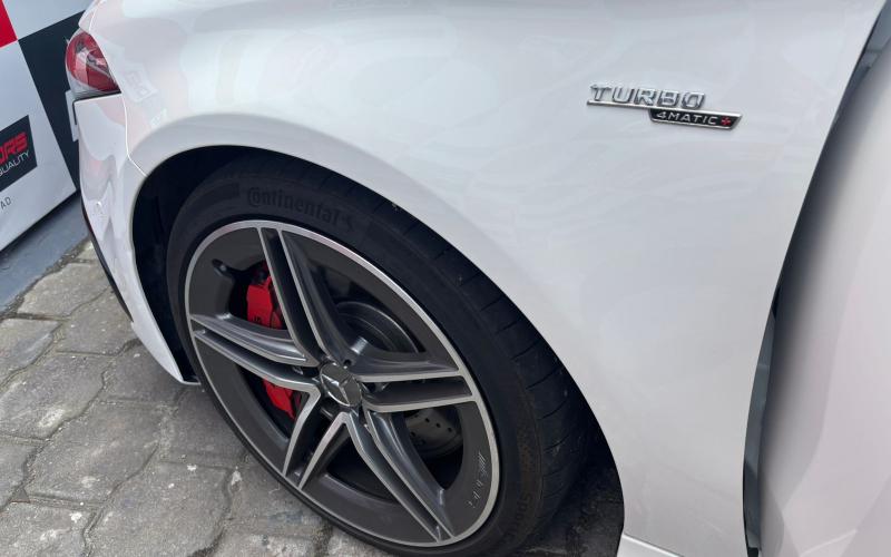 Mercedes Benz
