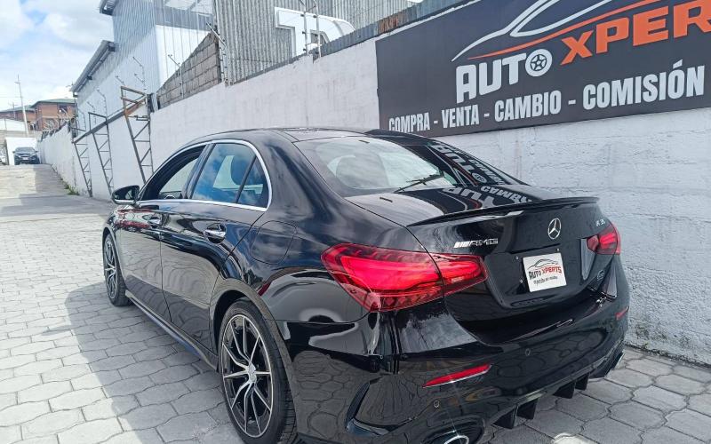 Mercedes Benz