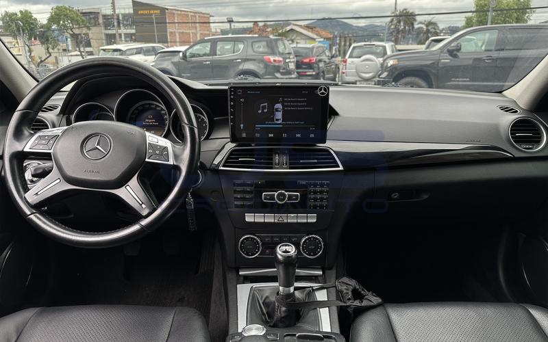 Mercedes Benz