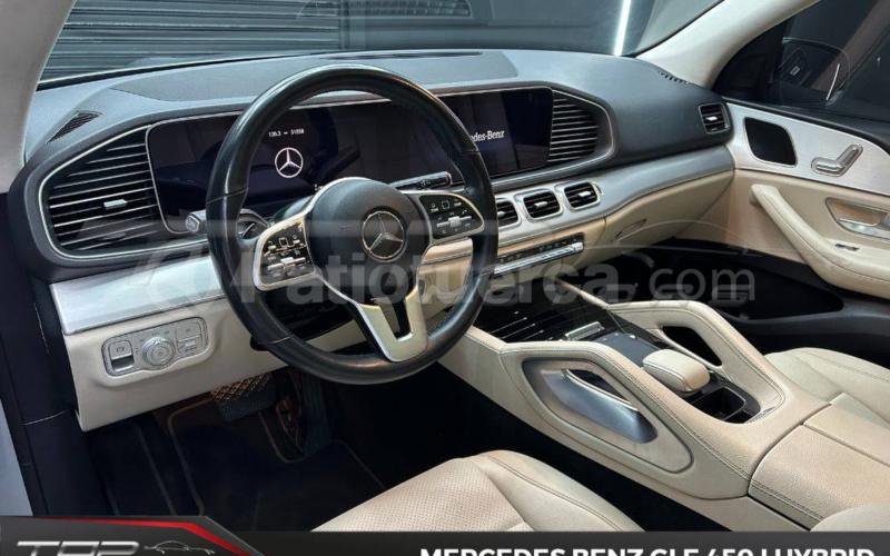 Mercedes Benz