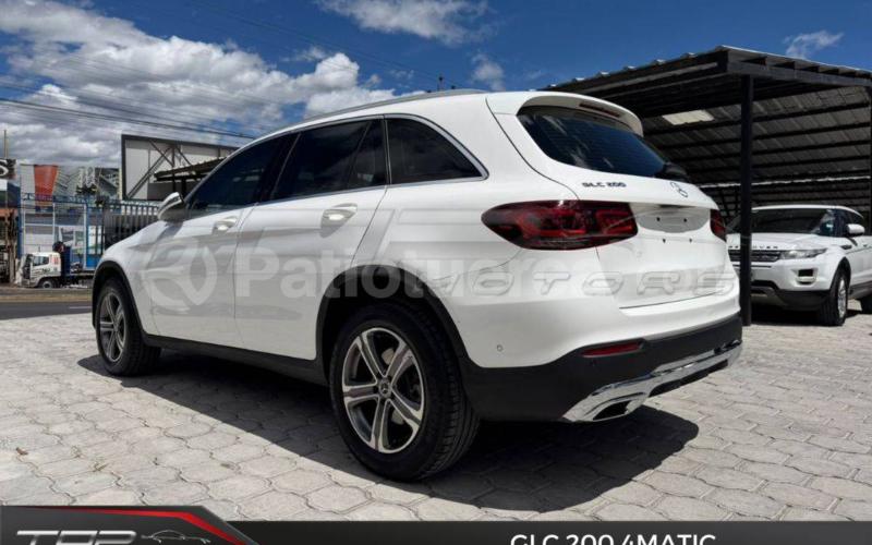 Mercedes Benz