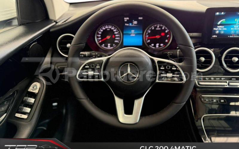 Mercedes Benz