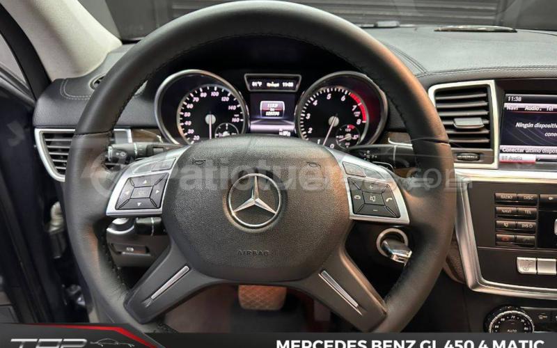 Mercedes Benz