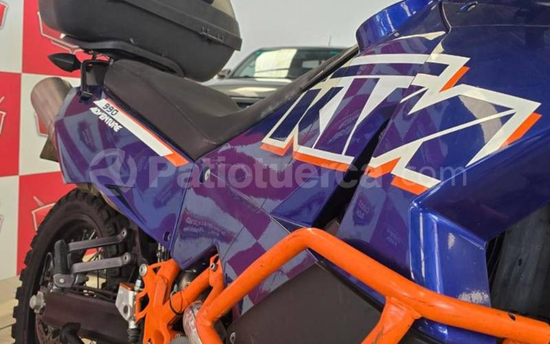 KTM