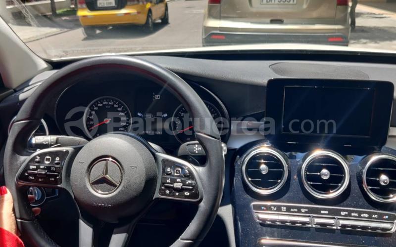 Mercedes Benz