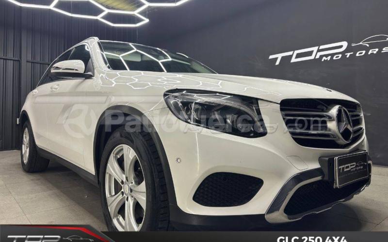 Mercedes Benz
