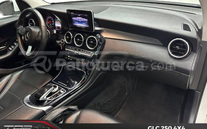 Mercedes Benz