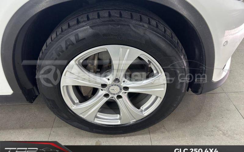 Mercedes Benz