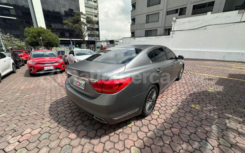 Kia