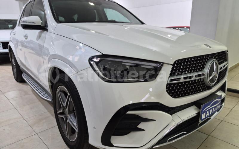 Mercedes Benz