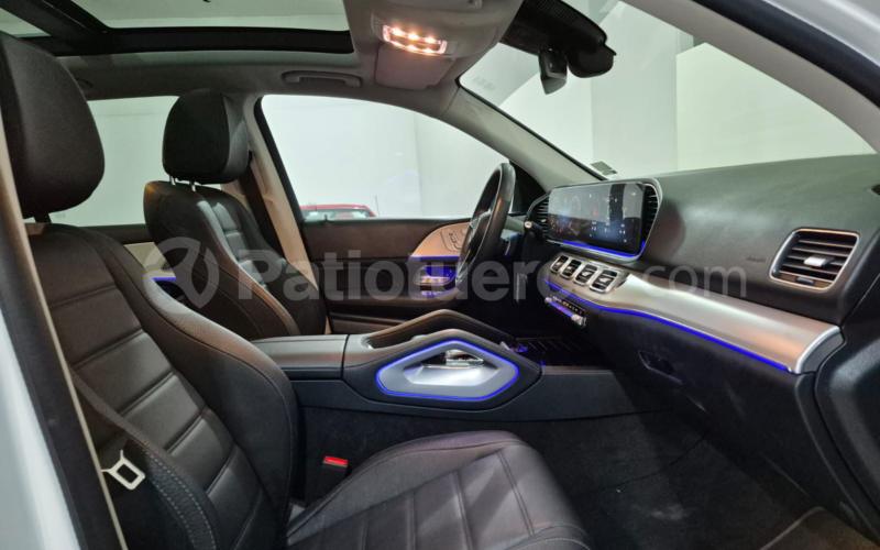 Mercedes Benz