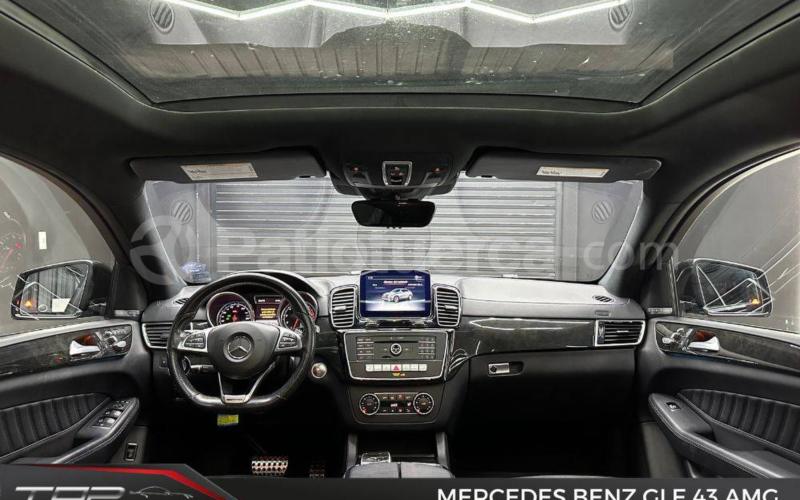 Mercedes Benz