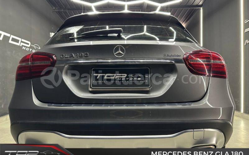 Mercedes Benz