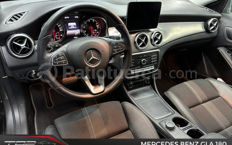 Mercedes Benz