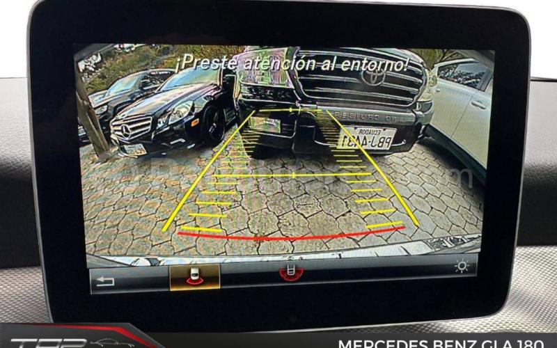 Mercedes Benz