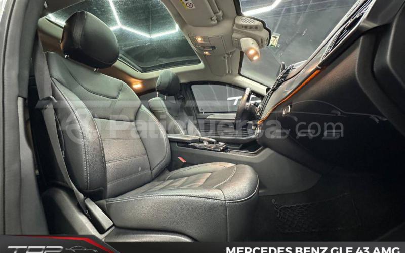 Mercedes Benz