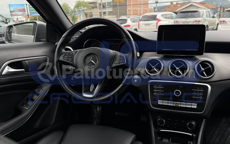 Mercedes Benz