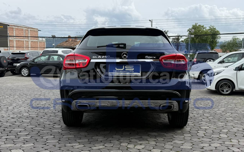 Mercedes Benz