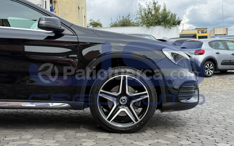 Mercedes Benz