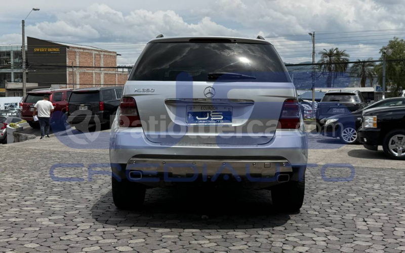 Mercedes Benz
