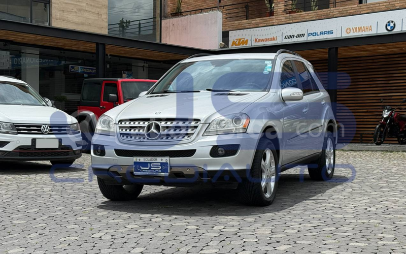 Mercedes Benz