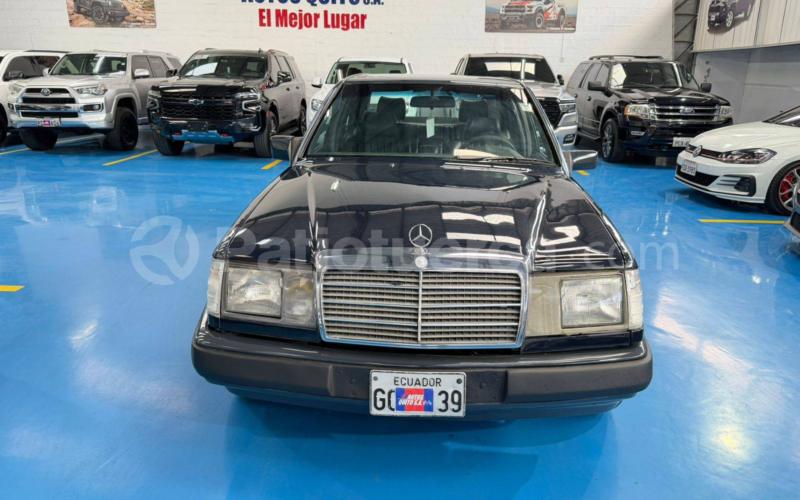 Mercedes Benz