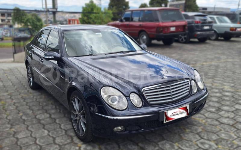 Mercedes Benz