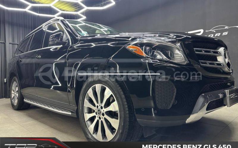 Mercedes Benz
