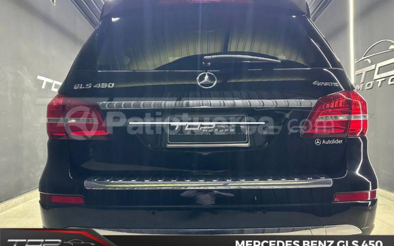 Mercedes Benz