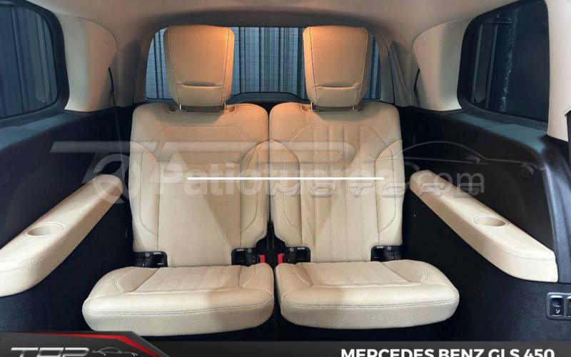 Mercedes Benz