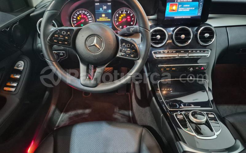 Mercedes Benz
