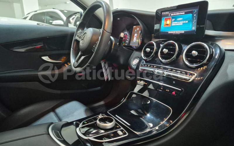 Mercedes Benz