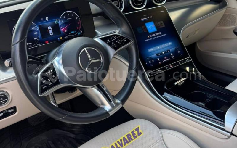 Mercedes Benz