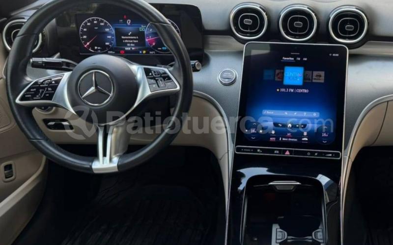 Mercedes Benz