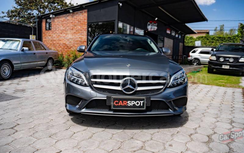 Mercedes Benz