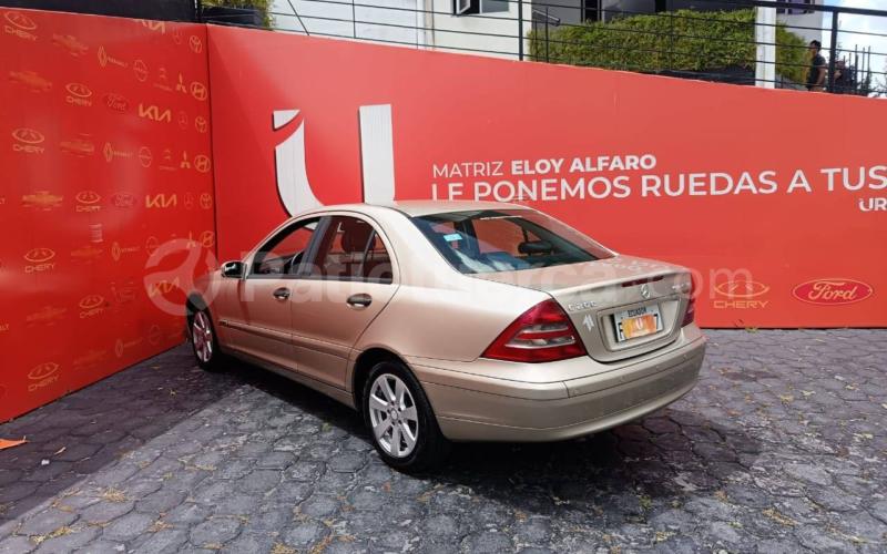 Mercedes Benz