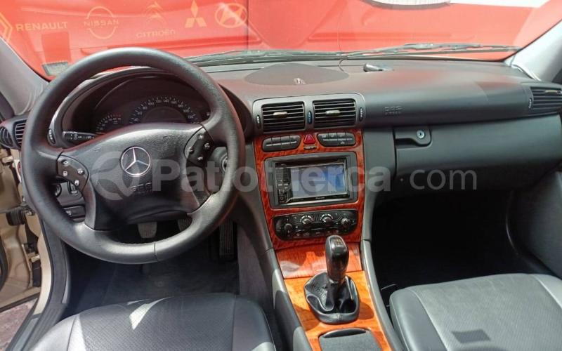 Mercedes Benz