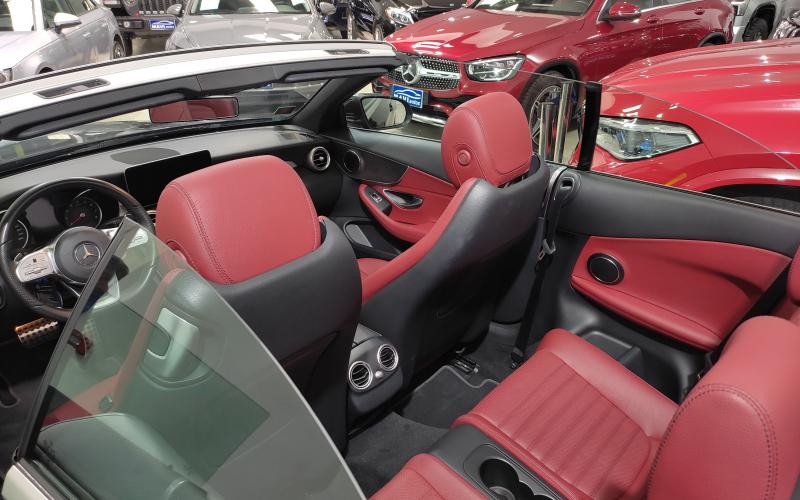 Mercedes Benz