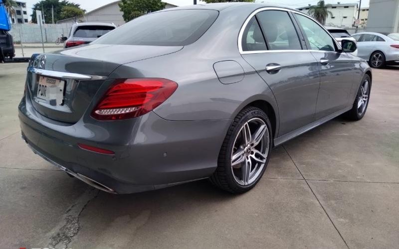 Mercedes Benz